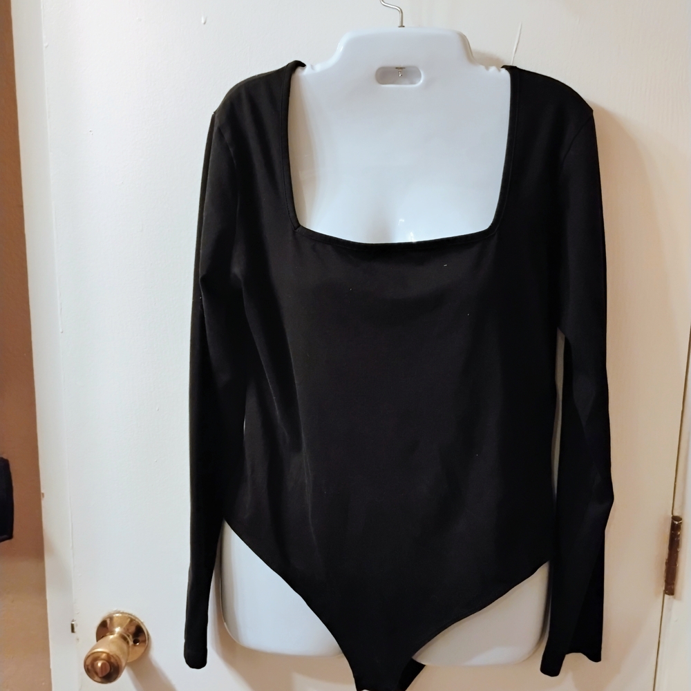 Mango Pop  Black Square Neck Bodysuit